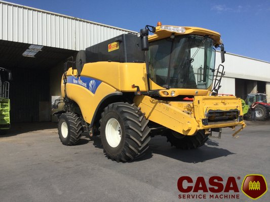 Moissonneuse batteuse New Holland CX 8070 sl
