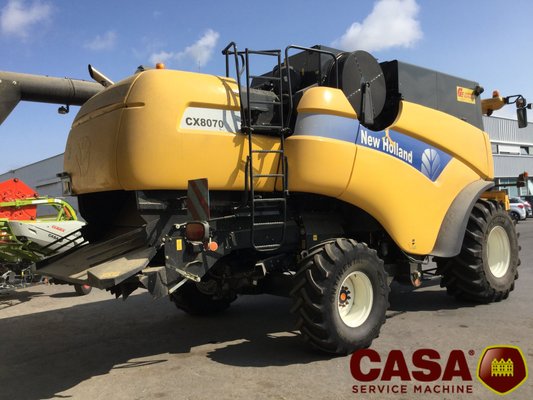 Moissonneuse batteuse New Holland CX 8070 sl