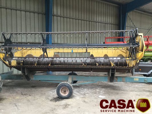 Moissonneuse batteuse New Holland TX 34