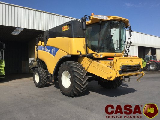 Moissonneuse batteuse New Holland CX 8070 sl